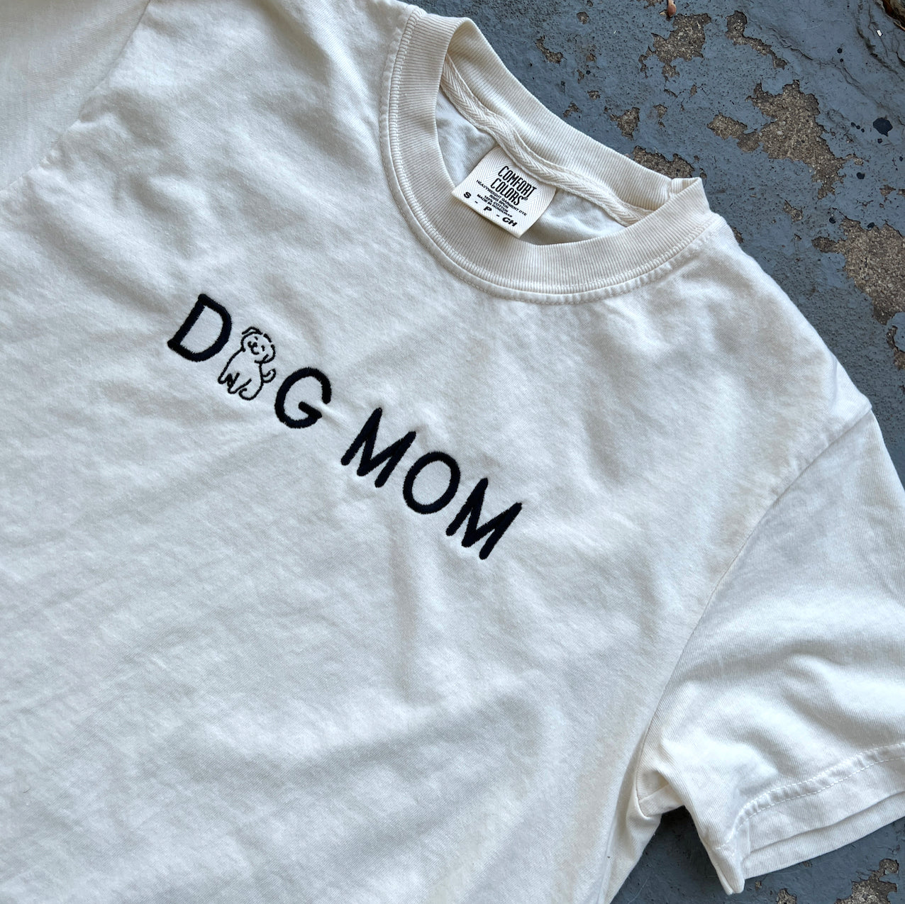 Dog Mom Embroidered T-shirt